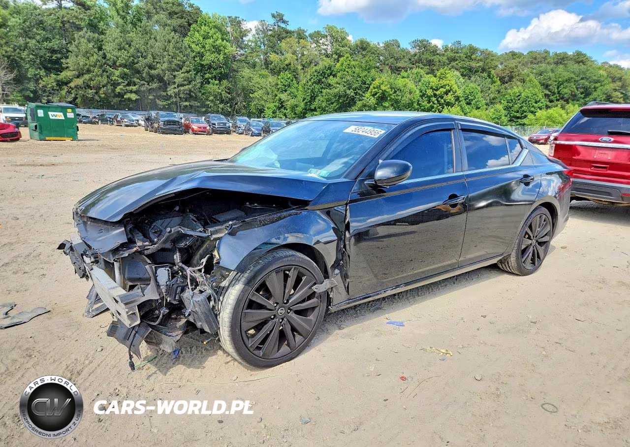 2019 Nissan Altima Sr – zdjęcie 1 z 13