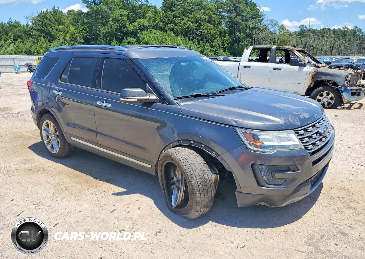 2016 Ford Explorer Limited VIN:1FM5K7FH2GGA74314 - 4
