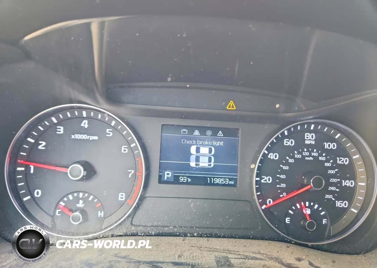 2019 Kia Forte Lxs VIN:3KPF24AD6KE077320 - 9