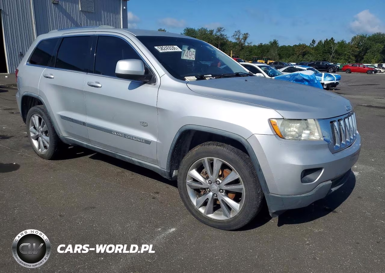 2011 Jeep Grand Cherokee Laredo VIN:1J4RS4GG7BC646563 - 4