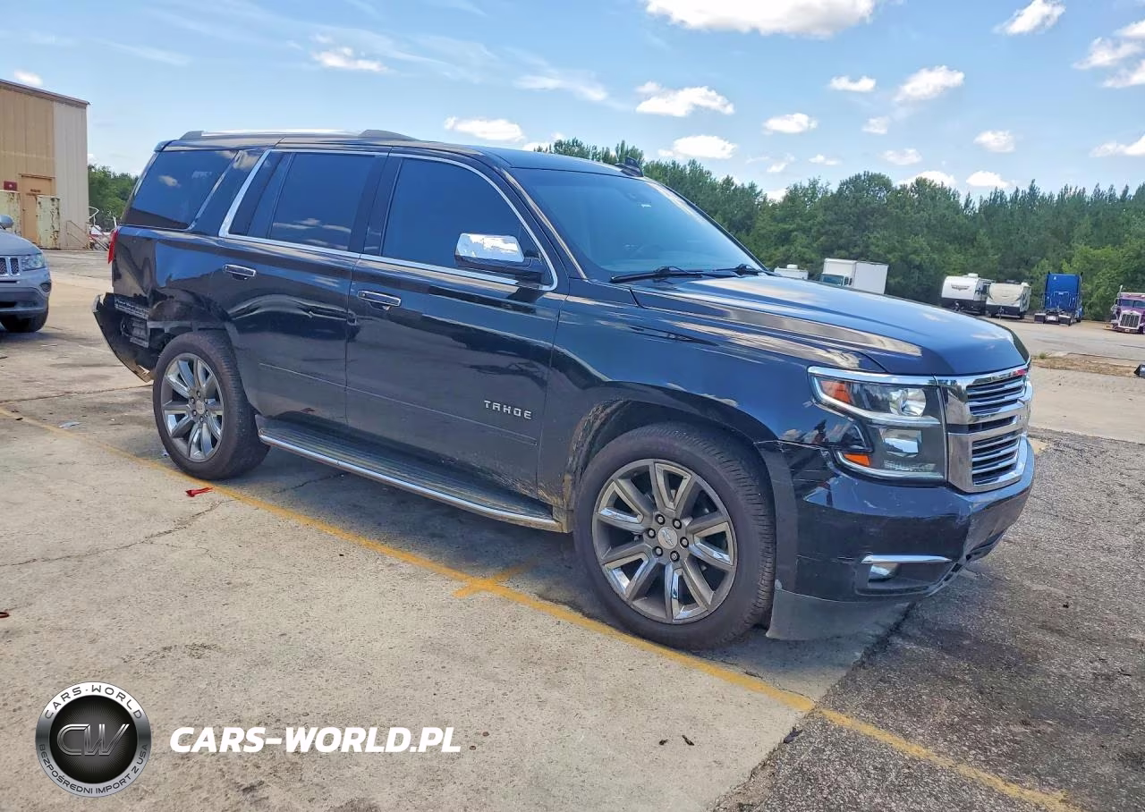 2019 Chevrolet Tahoe K1500 Premier VIN:1GNSKCKC4KR299056 - 4