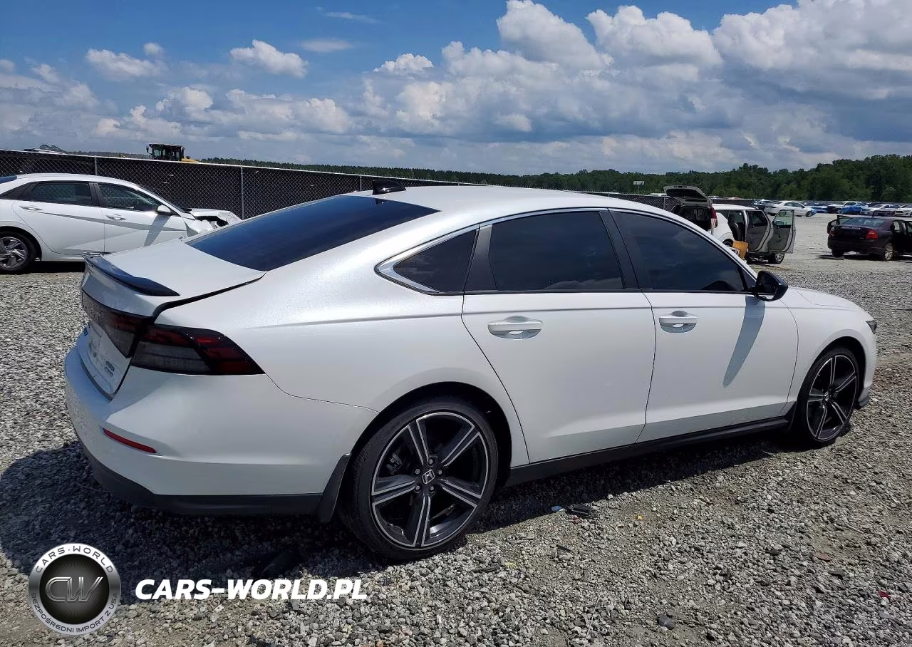 2025 Honda Accord Hybrid Sport VIN:1HGCY2F54SA031920 - 3
