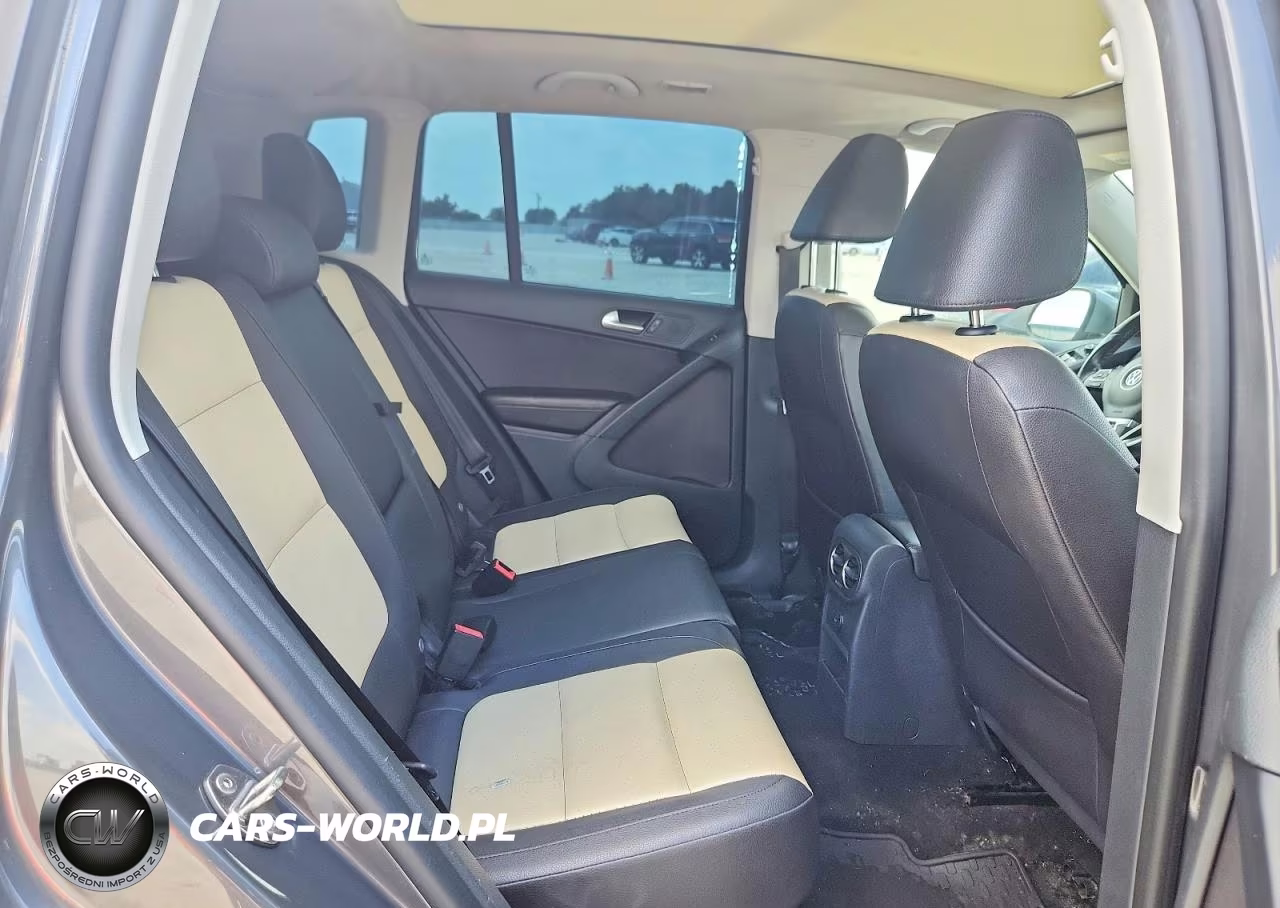 2016 Volkswagen Tiguan S VIN:WVGAV7AX8GW557669 - 11