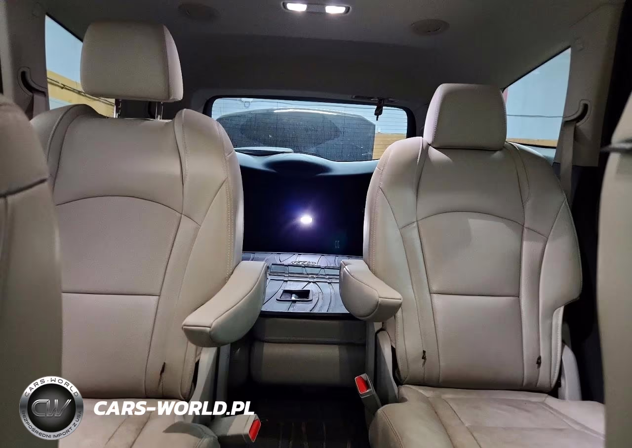 2019 Buick Enclave Premium VIN:5GAEVBKW1KJ110624 - 10