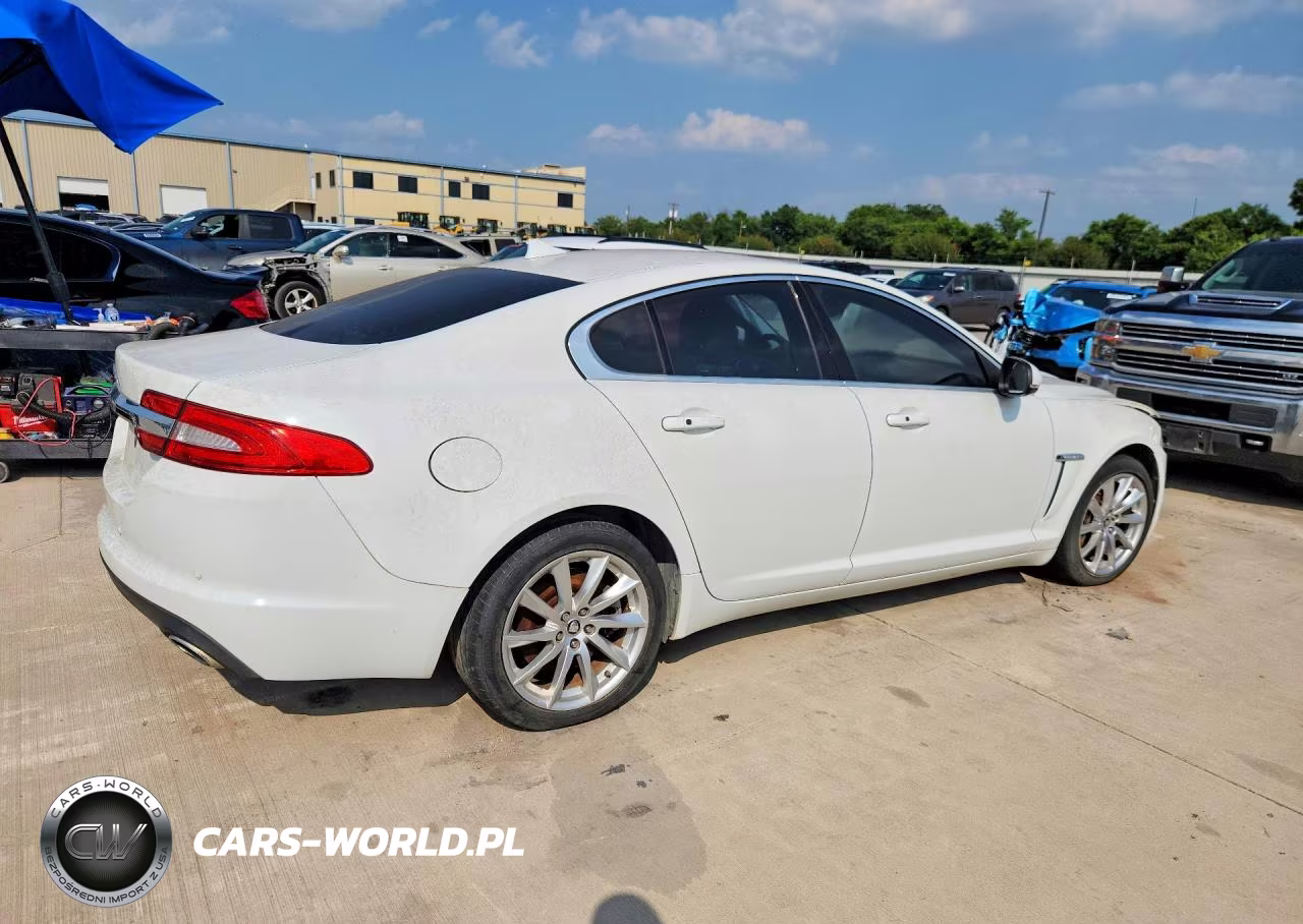 2013 Jaguar Xf VIN:SAJWA0ESXDPS64455 - 3