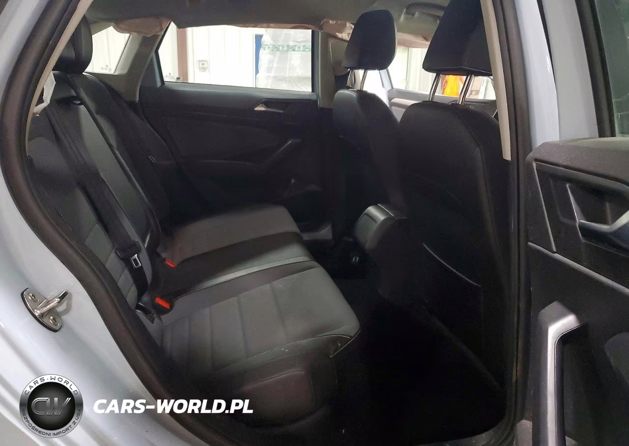 2025 Volkswagen Jetta Se VIN:3VW7X7BU2SM049099 - 10