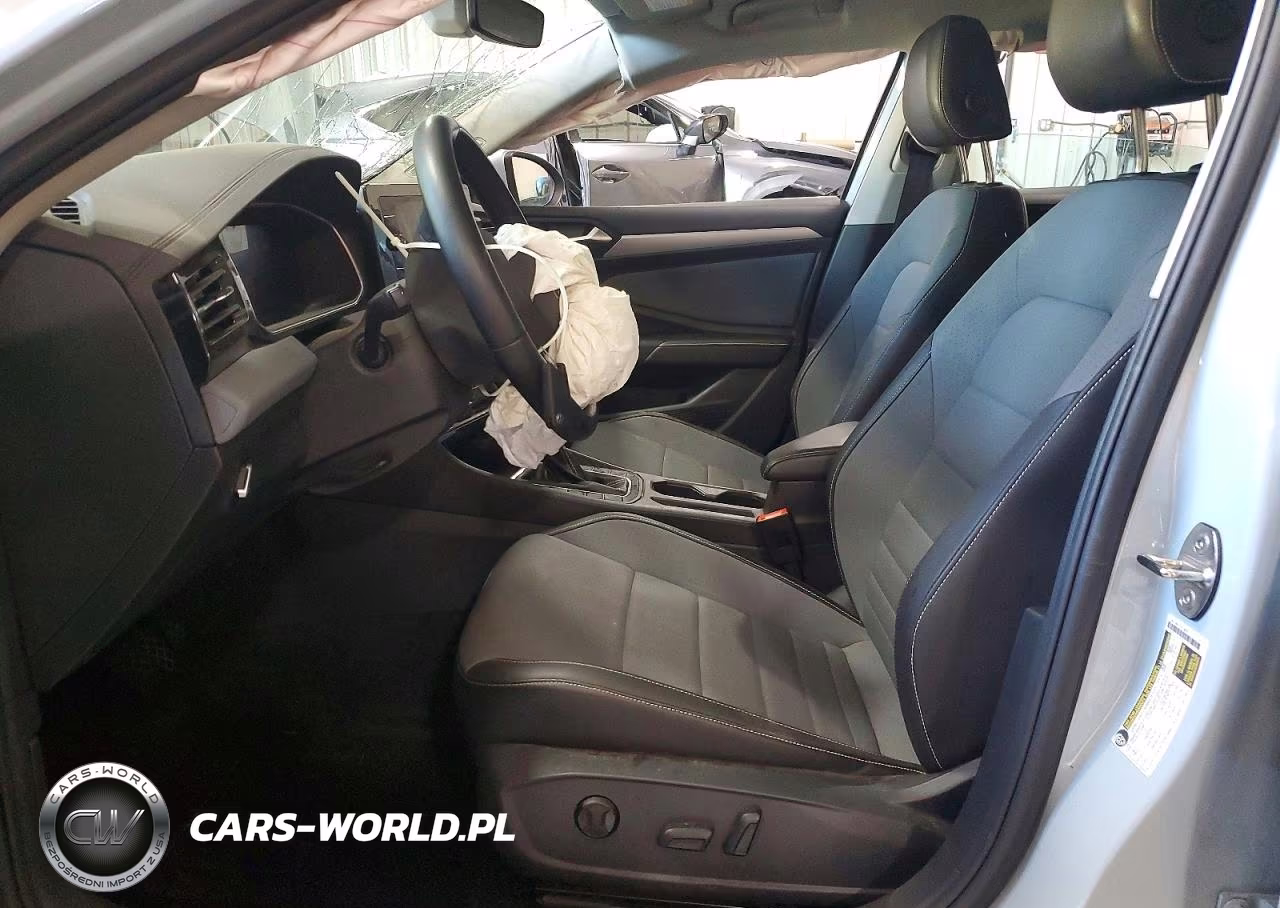 2025 Volkswagen Jetta Se VIN:3VW7X7BU2SM049099 - 7