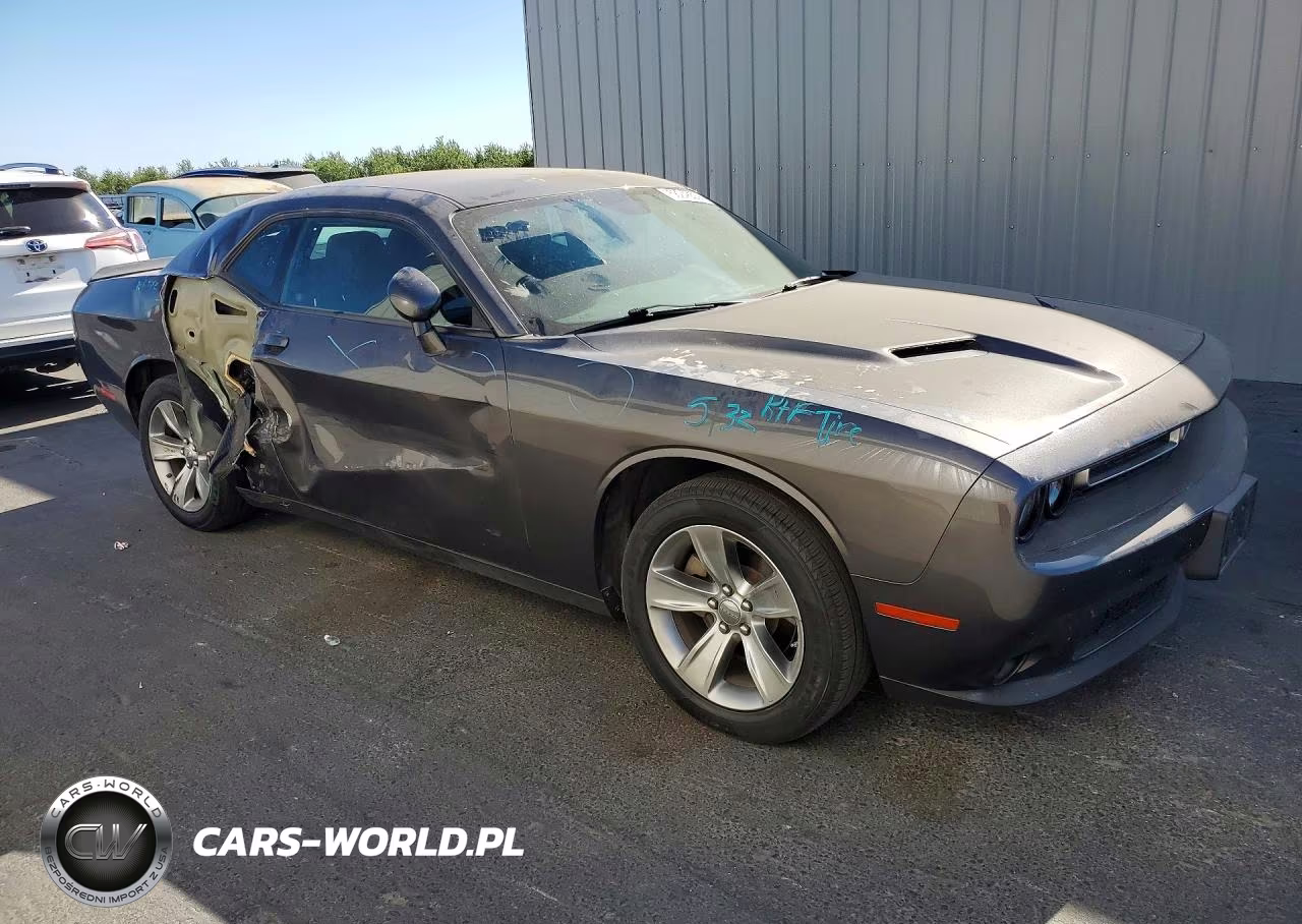 2022 Dodge Challenger Sxt VIN:2C3CDZAG2NH112971 - 4