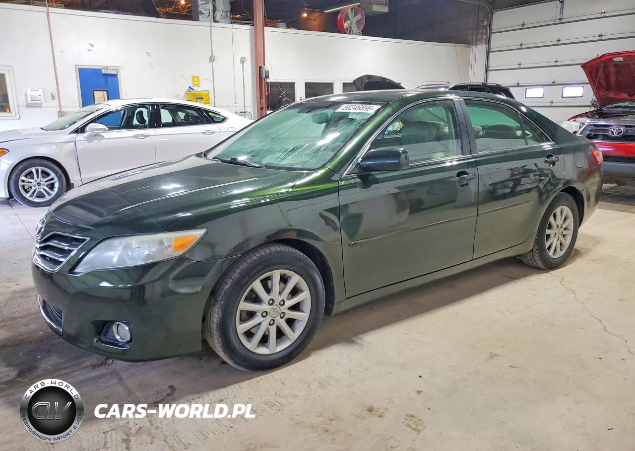 2010 Toyota Camry Xle – zdjęcie 1 z 12