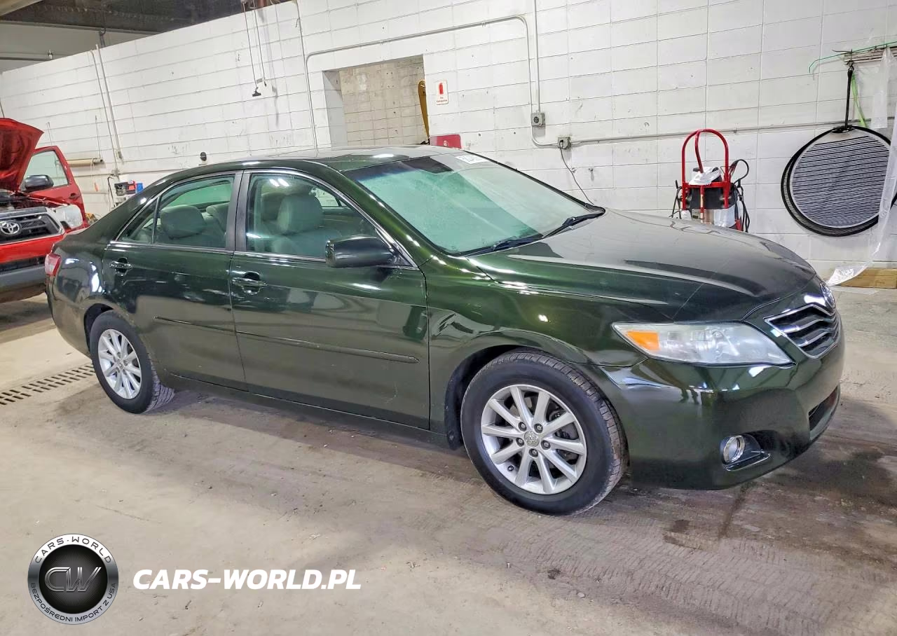 2010 Toyota Camry Xle VIN:4T4BF3EK9AR010959 - 4