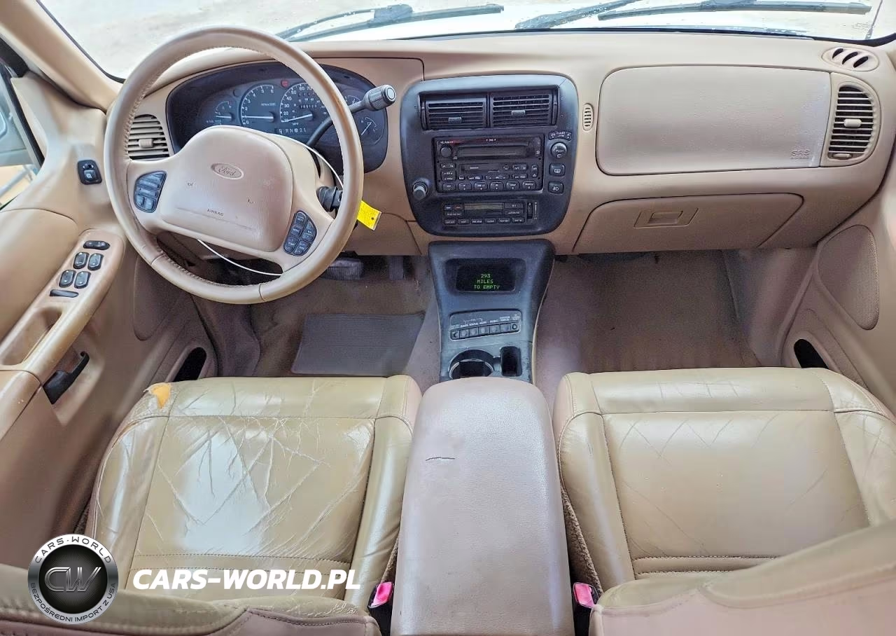 2000 Ford Explorer Eddie Bauer VIN:1FMZU64P6YUB30936 - 8