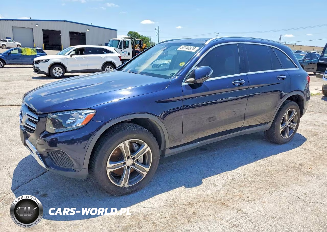2017 Mercedes-Benz Glc 300 4Matic – zdjęcie 1 z 13