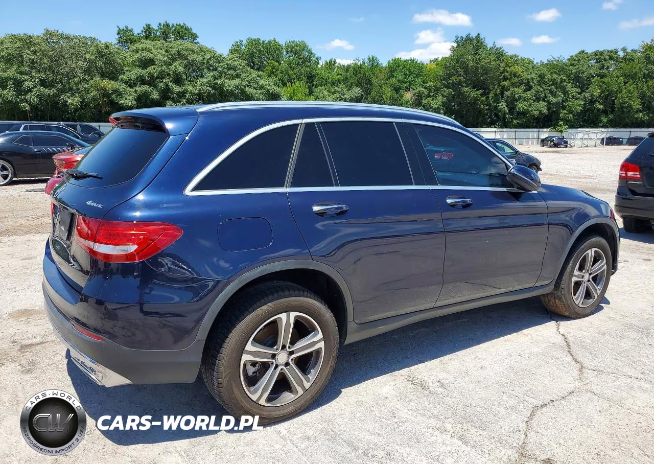 2017 Mercedes-Benz Glc 300 4Matic VIN:WDC0G4KB8HF137689 - 3