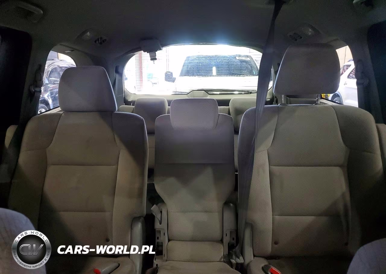 2016 Honda Odyssey Se VIN:5FNRL5H35GB123444 - 10