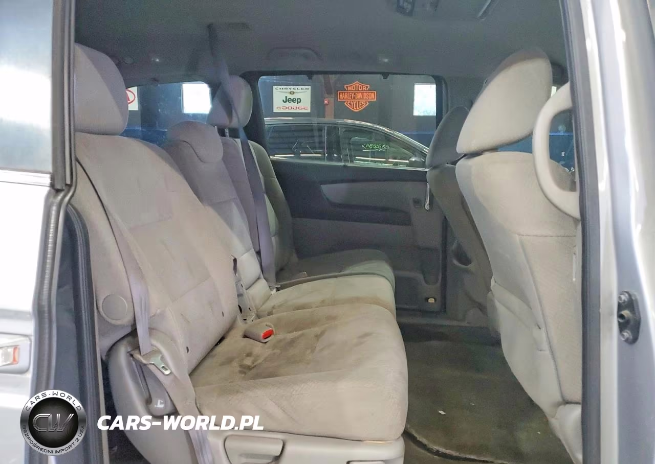 2016 Honda Odyssey Se VIN:5FNRL5H35GB123444 - 11