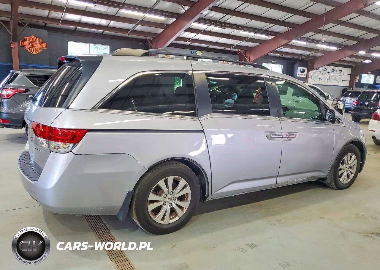 2016 Honda Odyssey Se VIN:5FNRL5H35GB123444 - 3