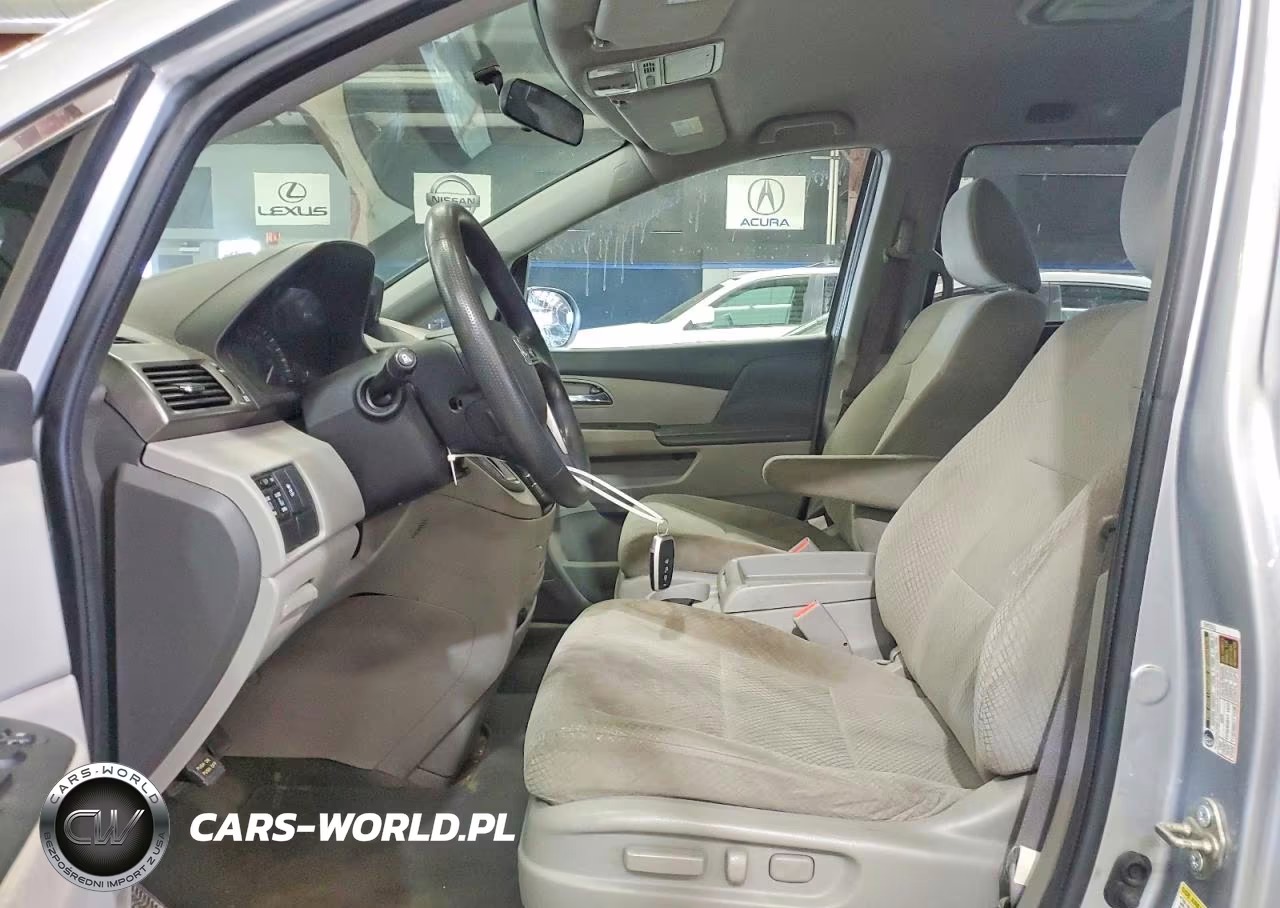 2016 Honda Odyssey Se VIN:5FNRL5H35GB123444 - 7