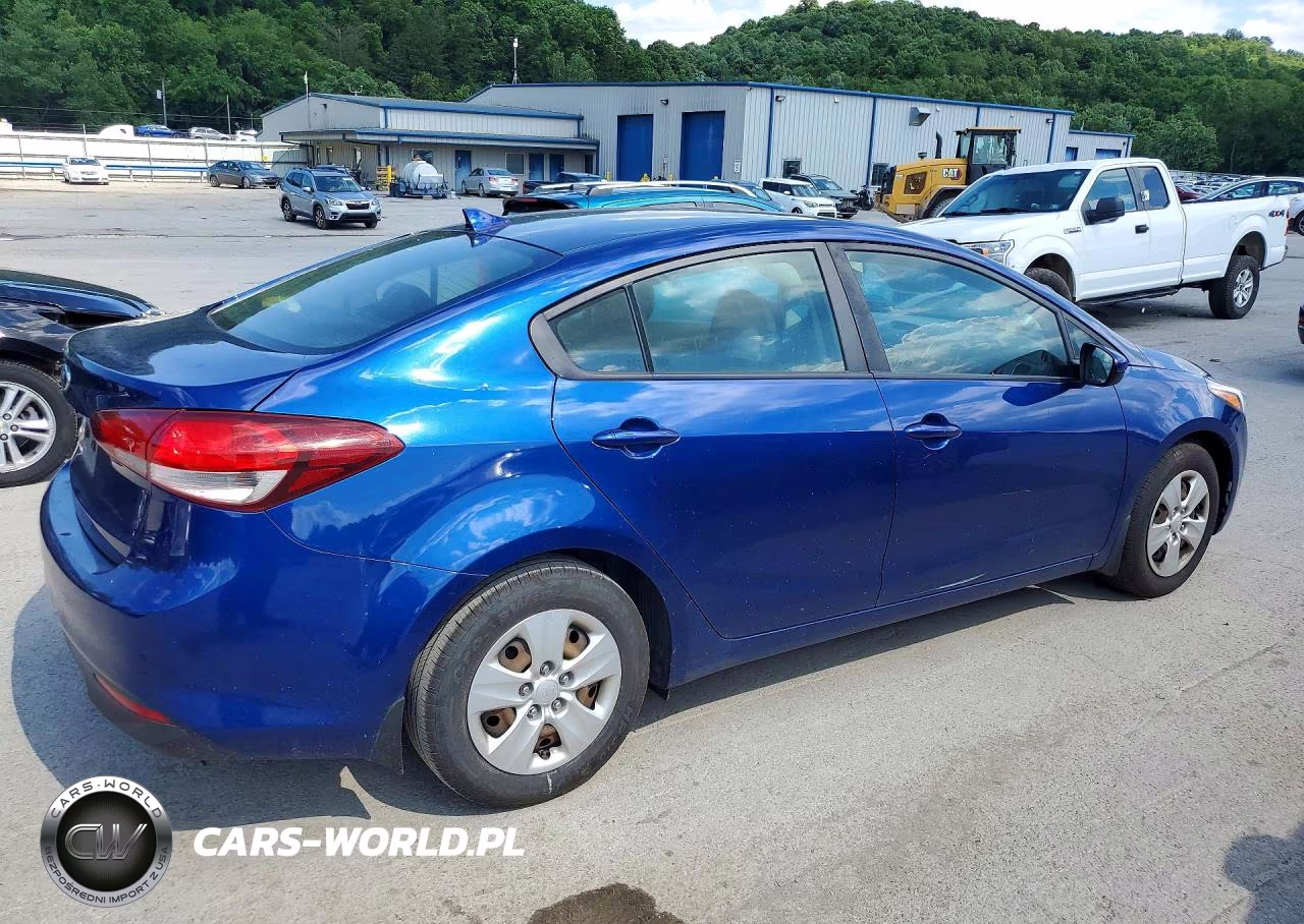 2018 Kia Forte Lx VIN:3KPFK4A74JE213081 - 3