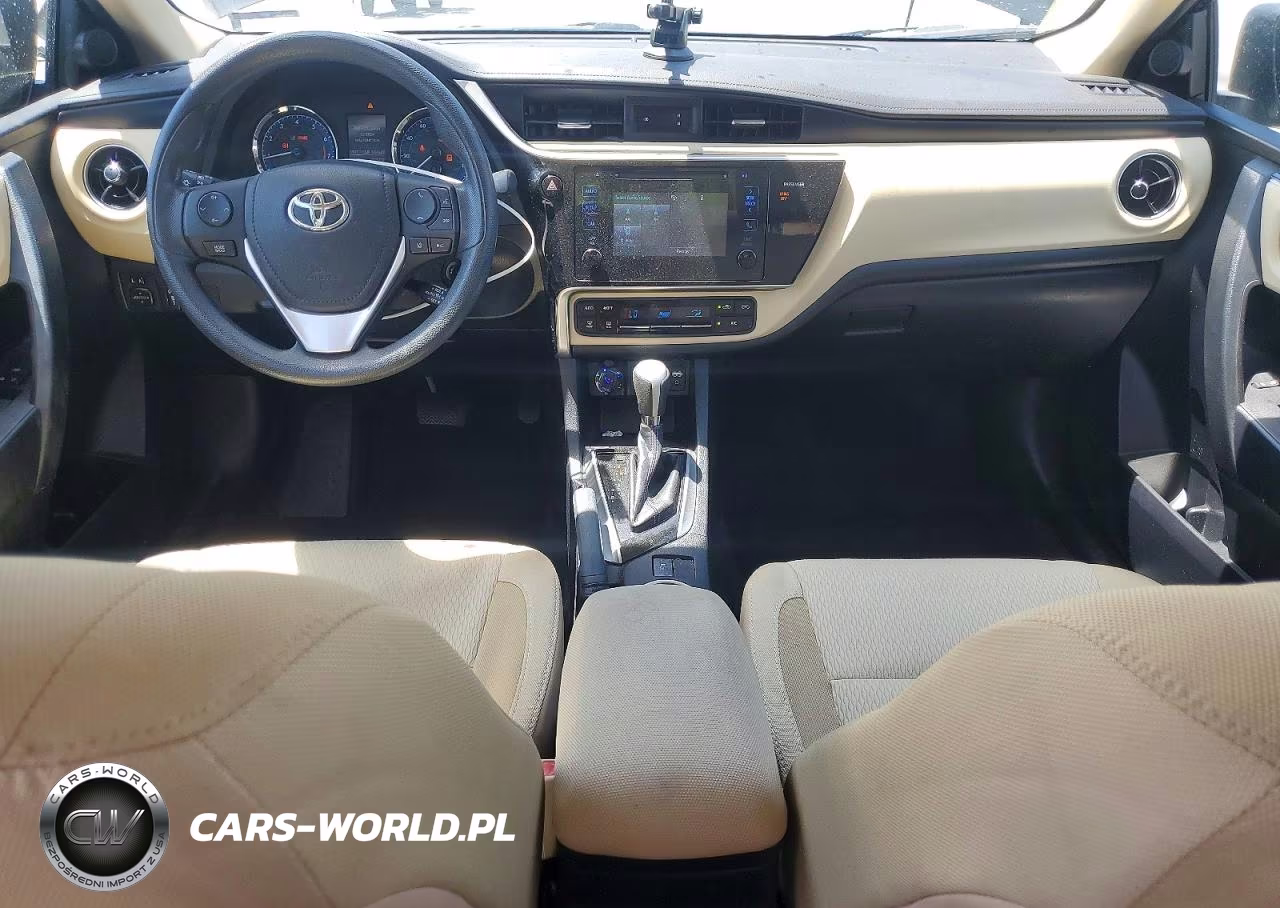 2017 Toyota Corolla Le VIN:2T1BURHEXHC772556 - 8