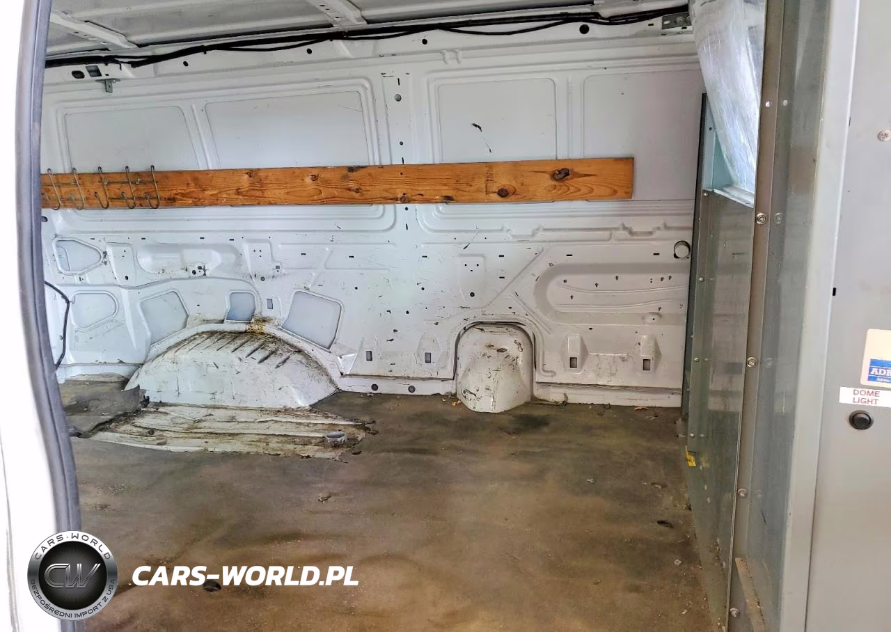 2010 Ford Econoline E250 Van VIN:1FTNE2EL4ADA59651 - 11