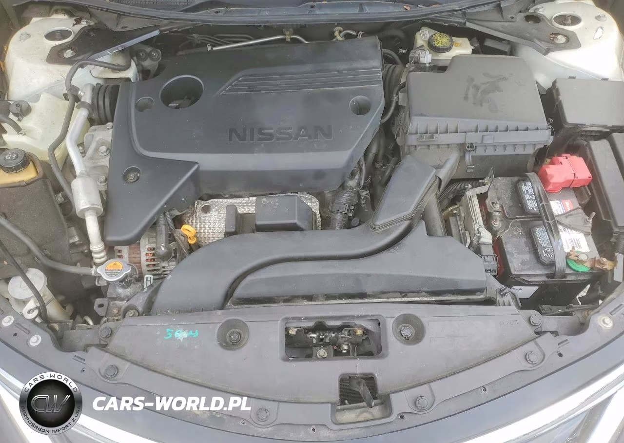 2015 Nissan Altima 2.5 S VIN:1N4AL3AP0FN921452 - 11