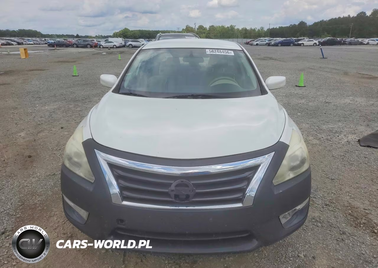 2015 Nissan Altima 2.5 S VIN:1N4AL3AP0FN921452 - 5