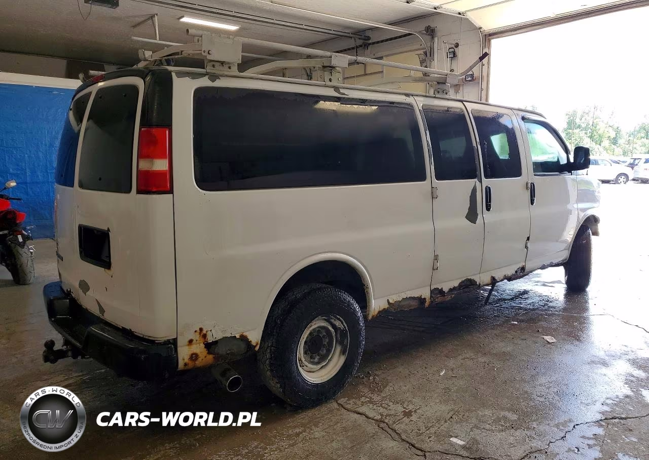2007 Chevrolet Express G2500 VIN:1GCGG29VX71158953 - 3