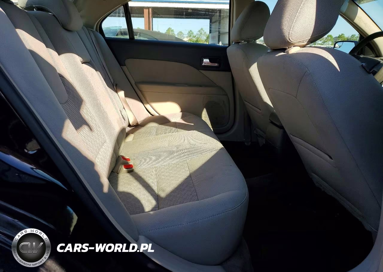 2011 Ford Fusion Se VIN:3FAHP0HA2BR191635 - 10
