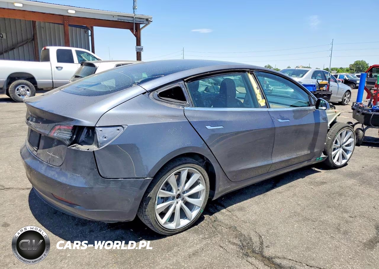 2020 Tesla Model 3 VIN:5YJ3E1EB7LF620137 - 3
