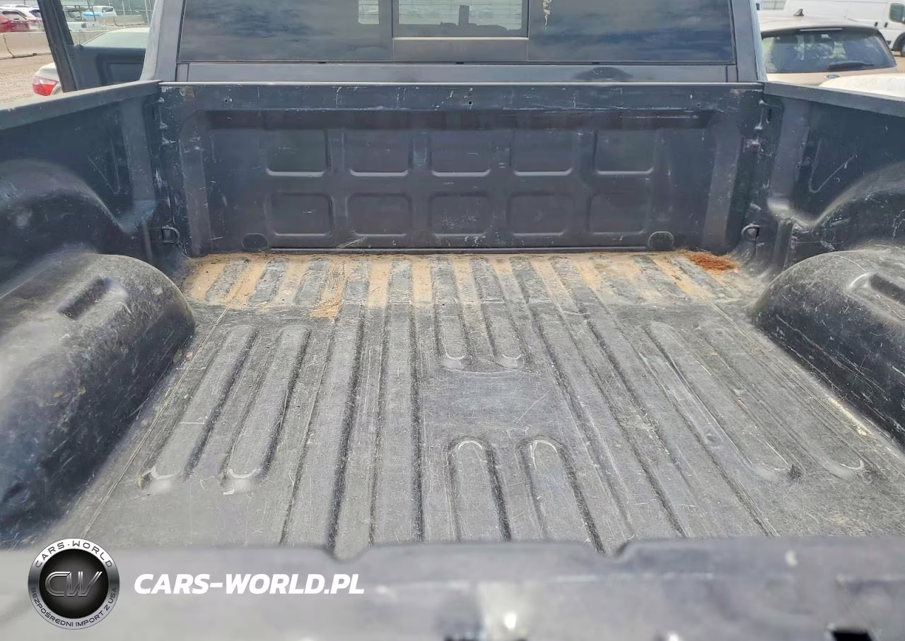 2019 Ram 2500 Tradesman VIN:3C6UR5CJ1KG672633 - 10