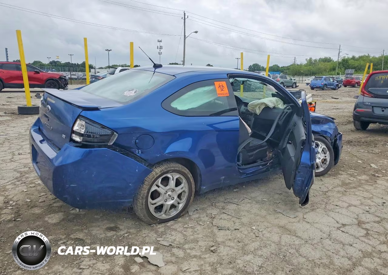 2009 Ford Focus Se VIN:1FAHP32NX9W212381 - 3
