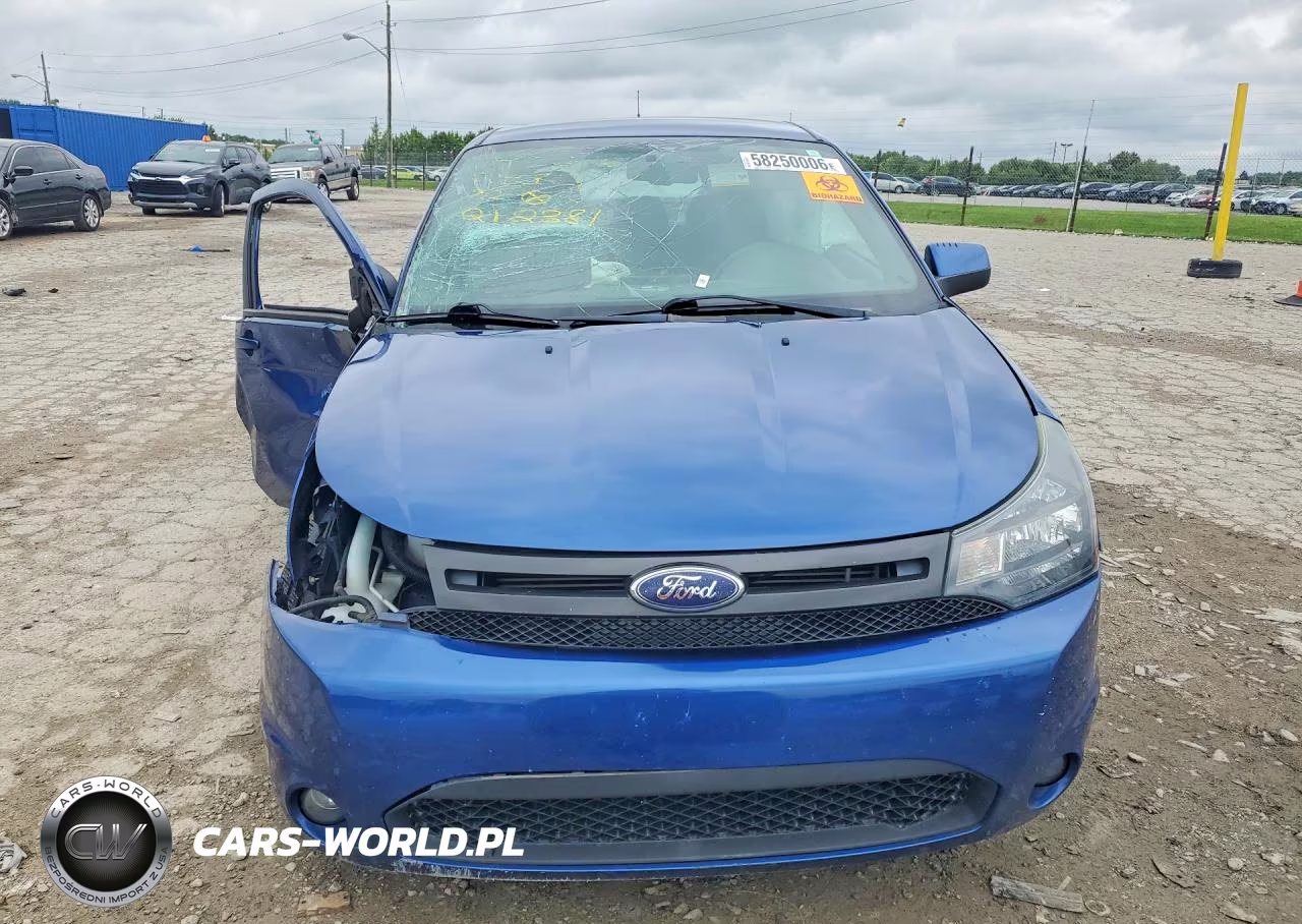 2009 Ford Focus Se VIN:1FAHP32NX9W212381 - 5