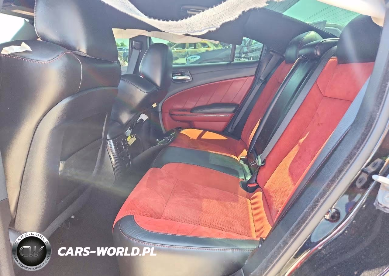 2022 Dodge Charger Scat Pack VIN:2C3CDXGJ7NH181274 - 10