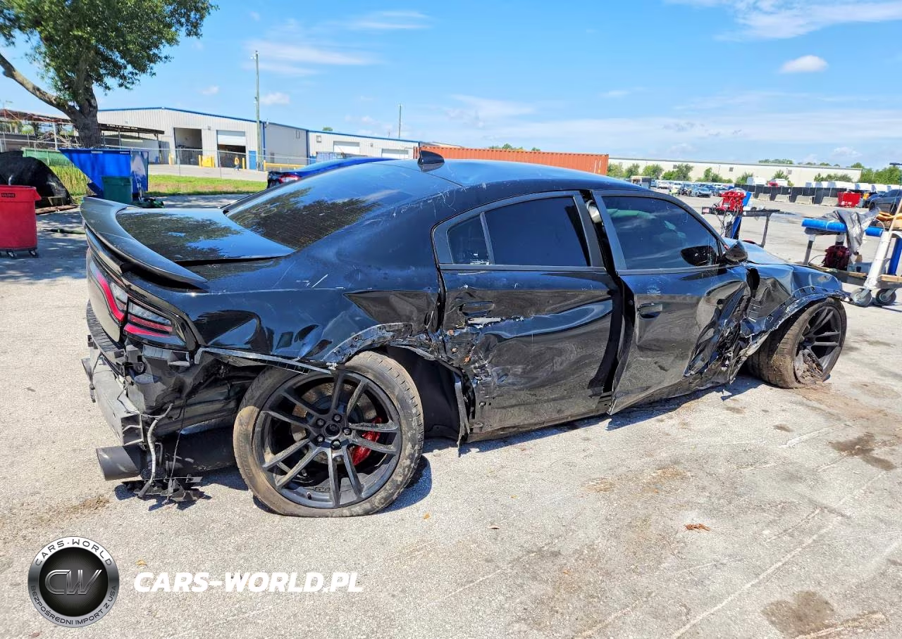 2022 Dodge Charger Scat Pack VIN:2C3CDXGJ7NH181274 - 3
