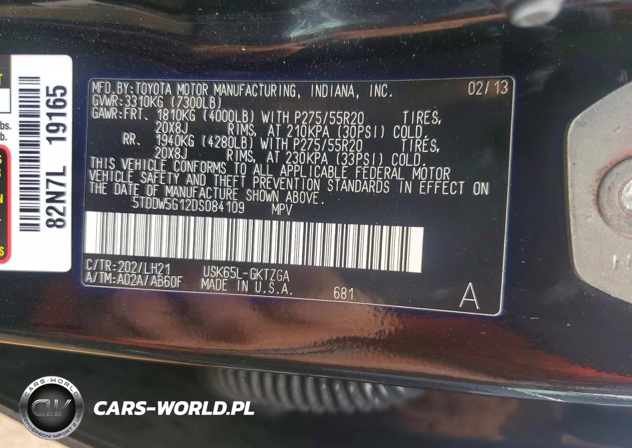 2013 Toyota Sequoia Platinum VIN:5TDDW5G12DS084109 - 13