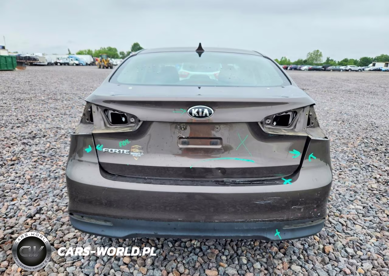 2017 Kia Forte Lx VIN:3KPFK4A72HE127679 - 6