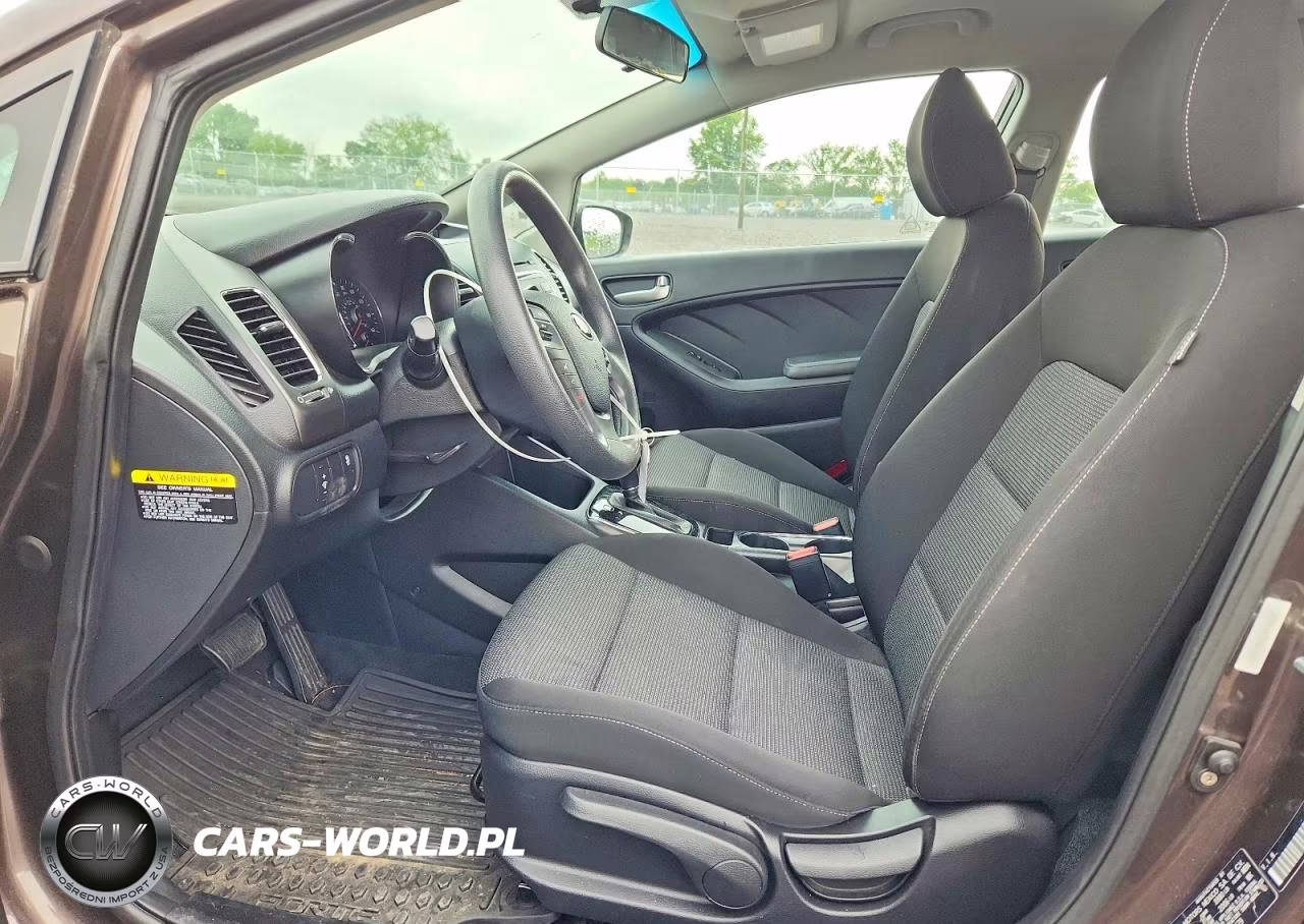 2017 Kia Forte Lx VIN:3KPFK4A72HE127679 - 7