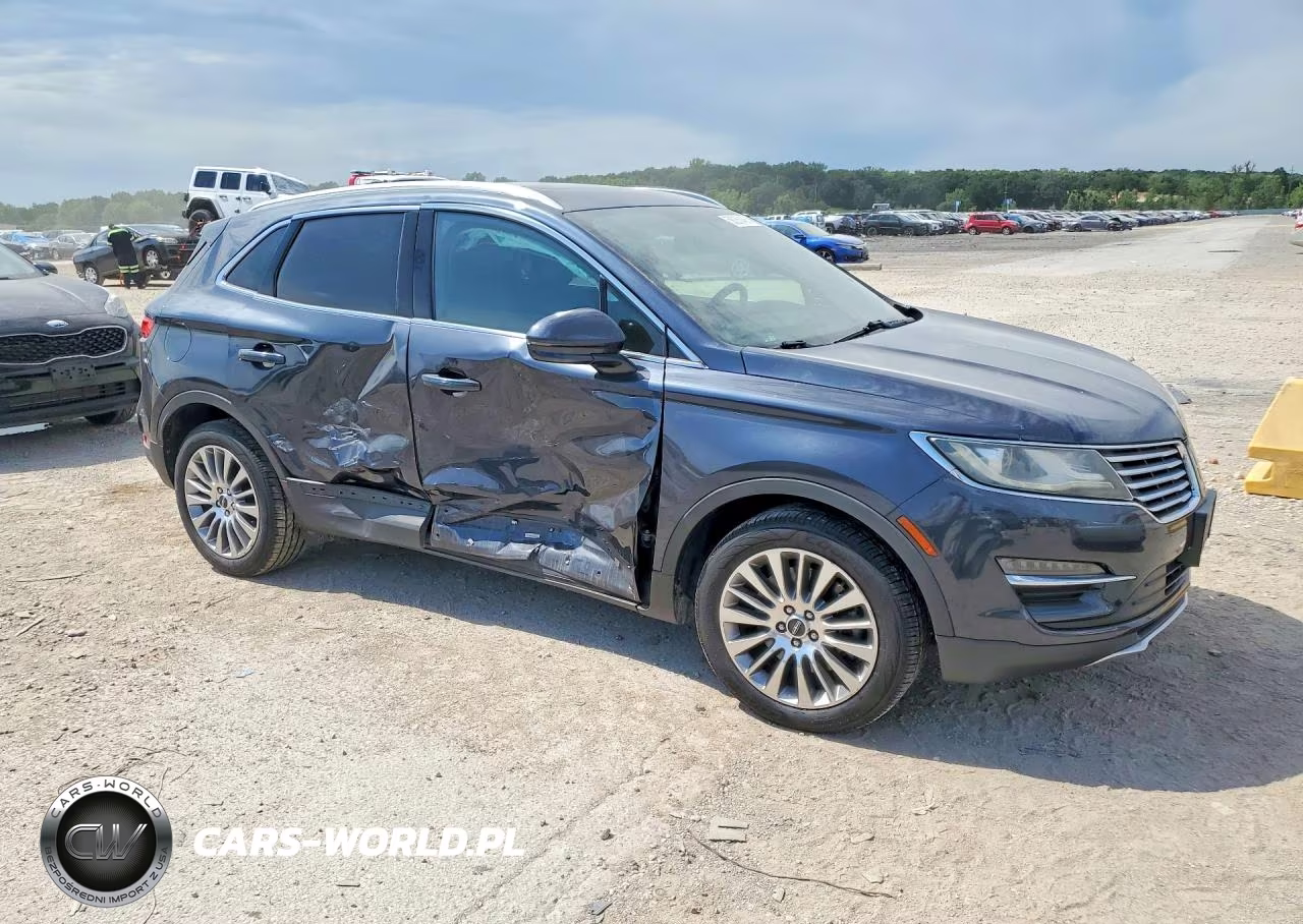 2015 Lincoln Mkc VIN:5LMCJ2A98FUJ40861 - 4
