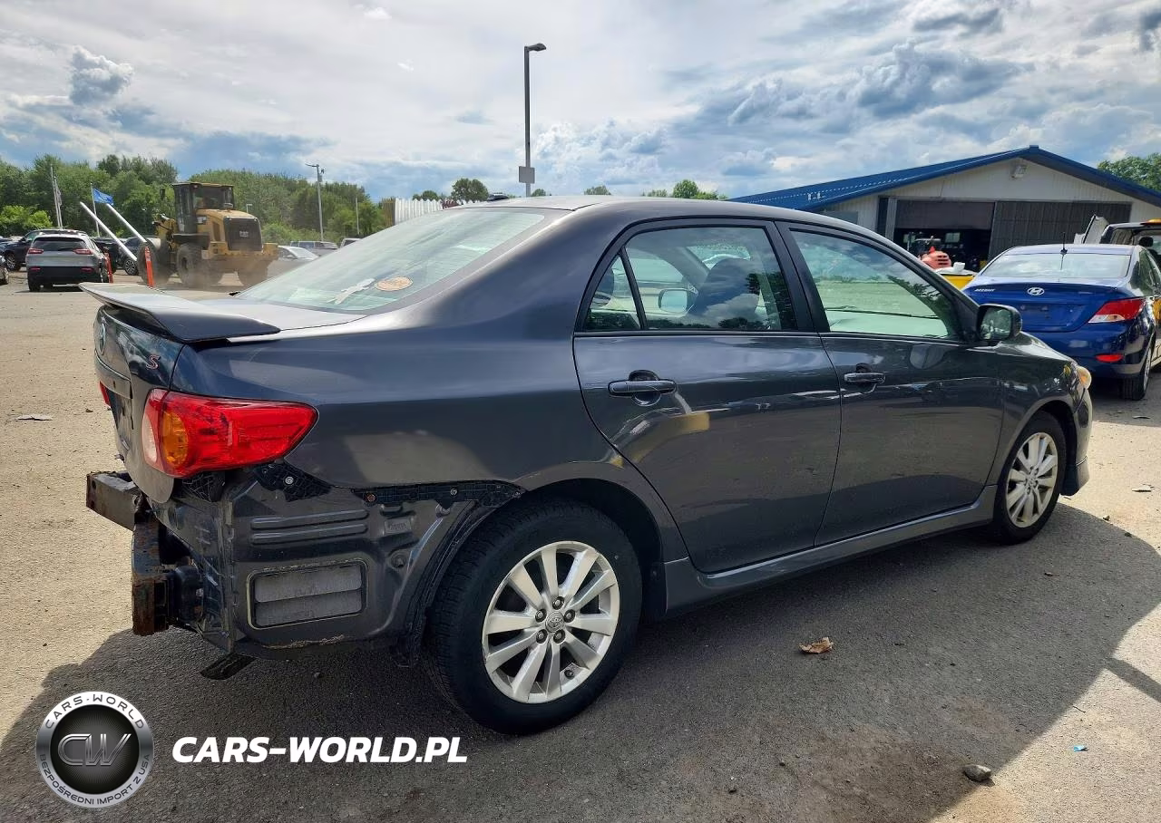 2010 Toyota Corolla S VIN:2T1BU4EE4AC244881 - 3