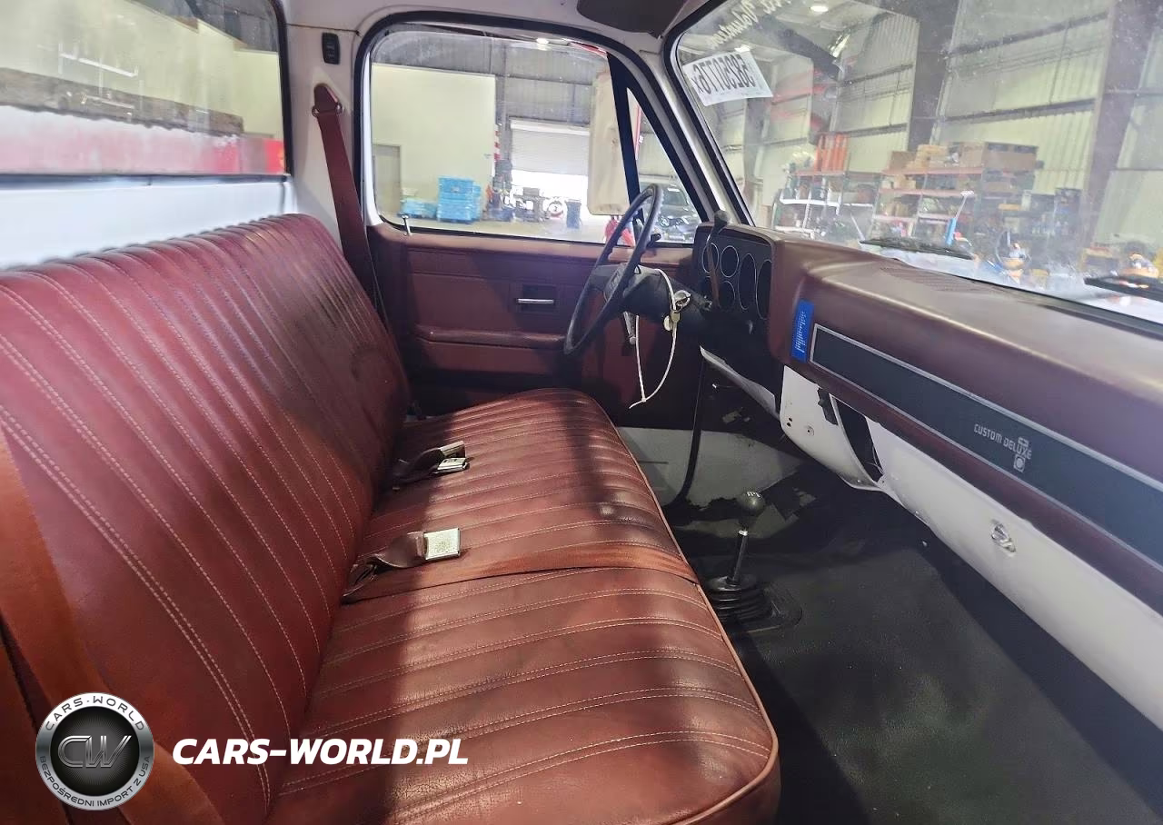 1987 Chevrolet V30 VIN:1GBHV34N5HS131103 - 10