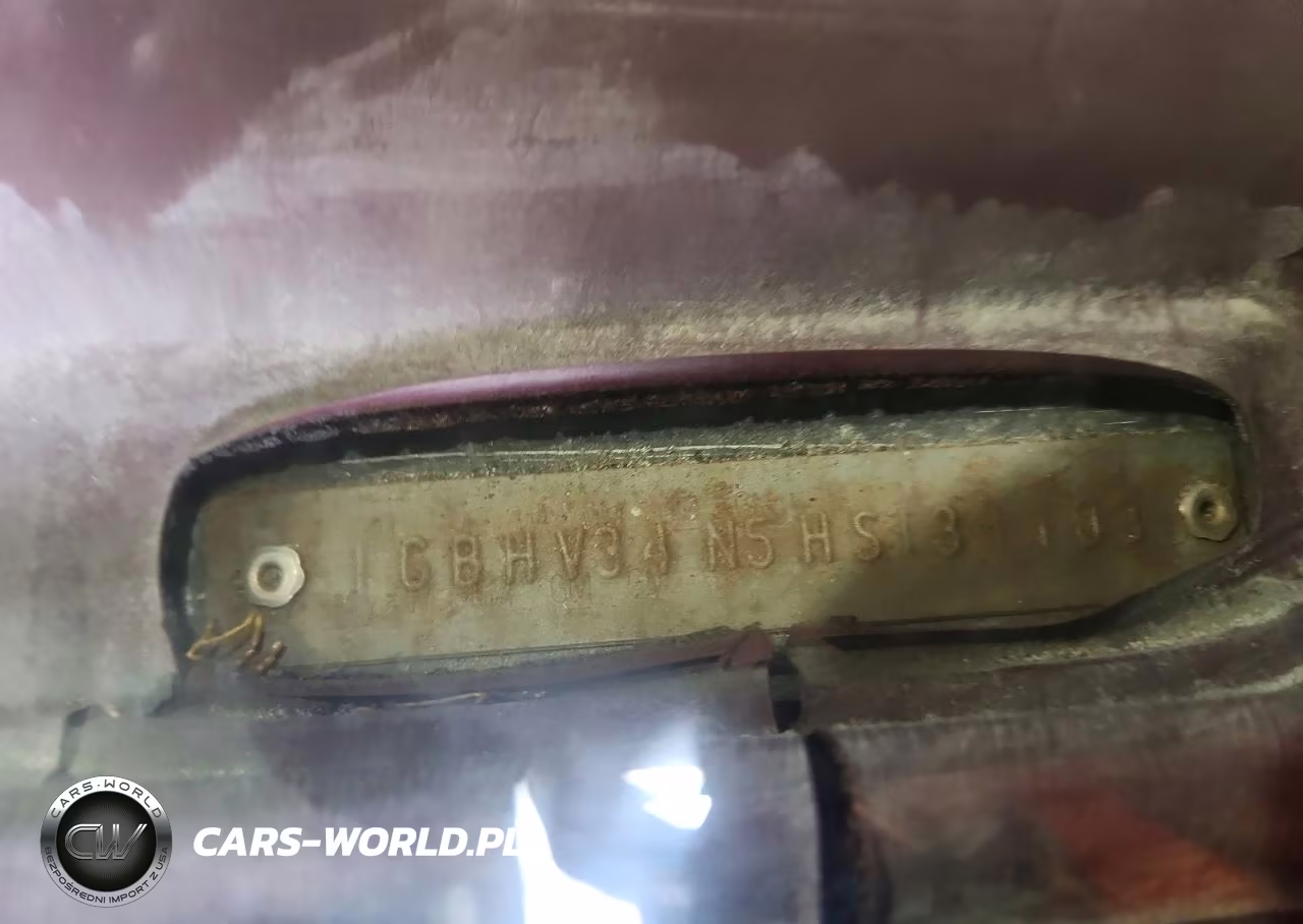 1987 Chevrolet V30 VIN:1GBHV34N5HS131103 - 13