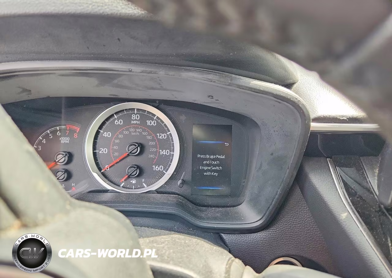 2022 Toyota Corolla Cross Le VIN:7MUCAABG7NV040015 - 9