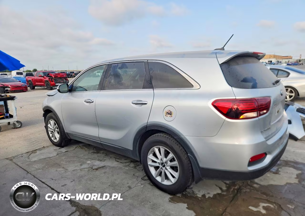 2019 Kia Sorento L VIN:5XYPG4A38KG581626 - 2