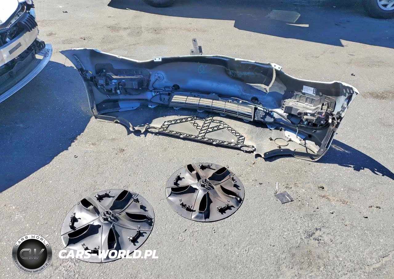 2018 Tesla Model 3 VIN:5YJ3E1EA7JF051472 - 12
