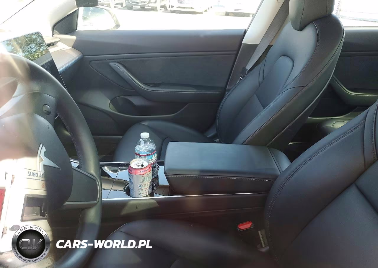 2018 Tesla Model 3 VIN:5YJ3E1EA7JF051472 - 7