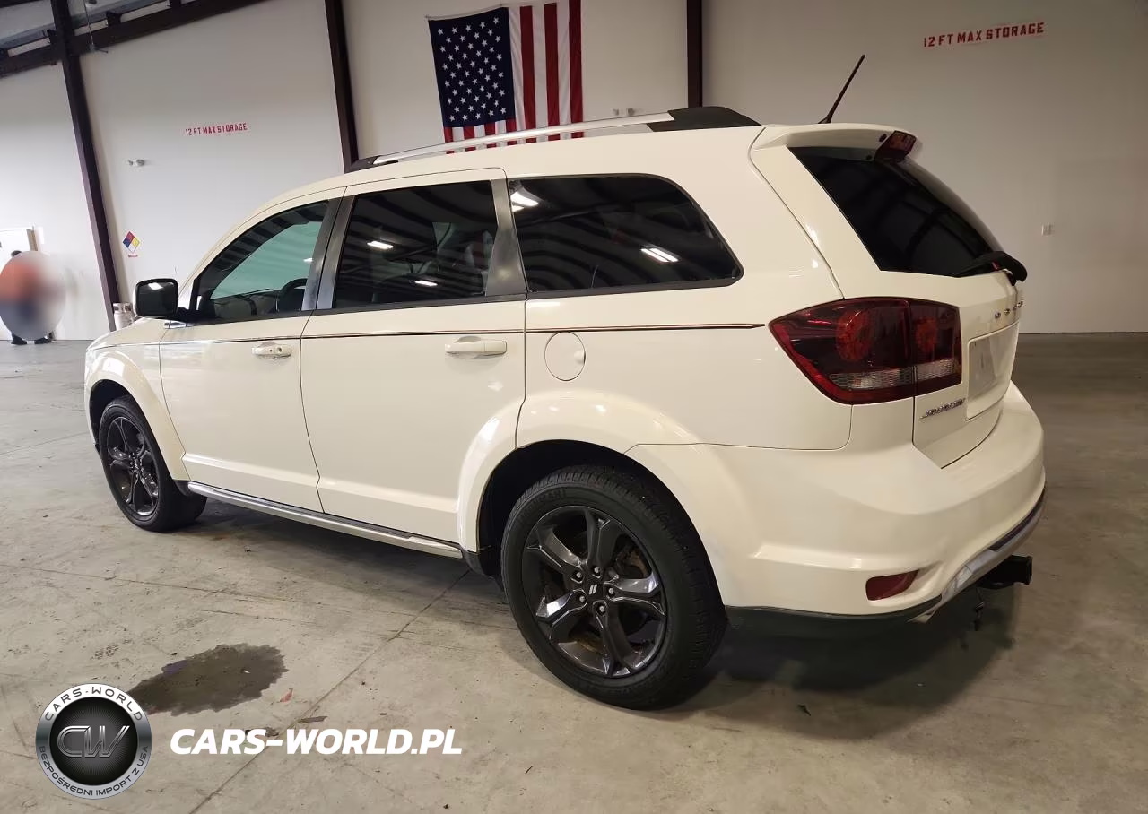2018 Dodge Journey Crossroad VIN:3C4PDCGG1JT216130 - 2