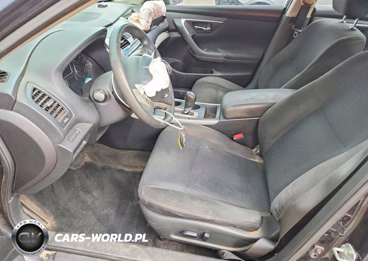 2015 Nissan Altima 2.5 S VIN:1N4AL3AP0FN372271 - 7