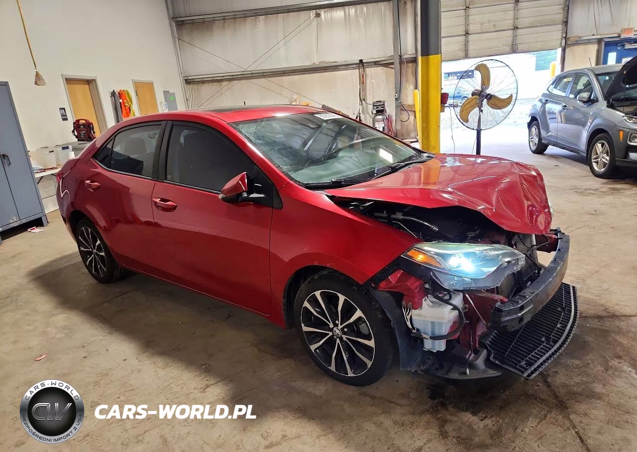 2018 Toyota Corolla Xse VIN:2T1BURHE5JC965929 - 4