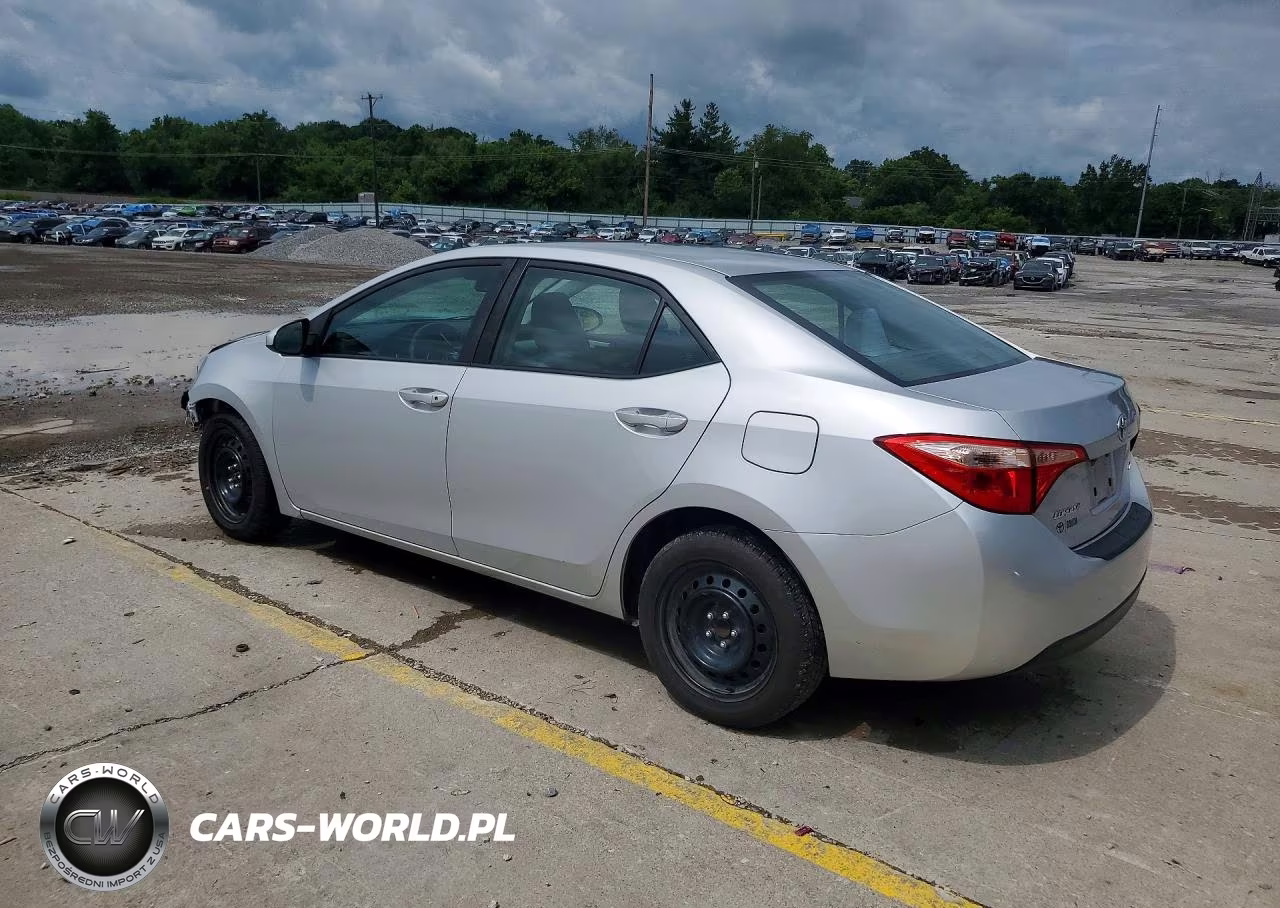 2017 Toyota Corolla Le VIN:2T1BURHEXHC770449 - 2