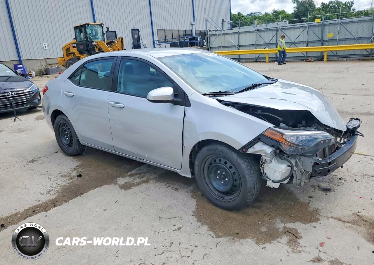 2017 Toyota Corolla Le VIN:2T1BURHEXHC770449 - 4